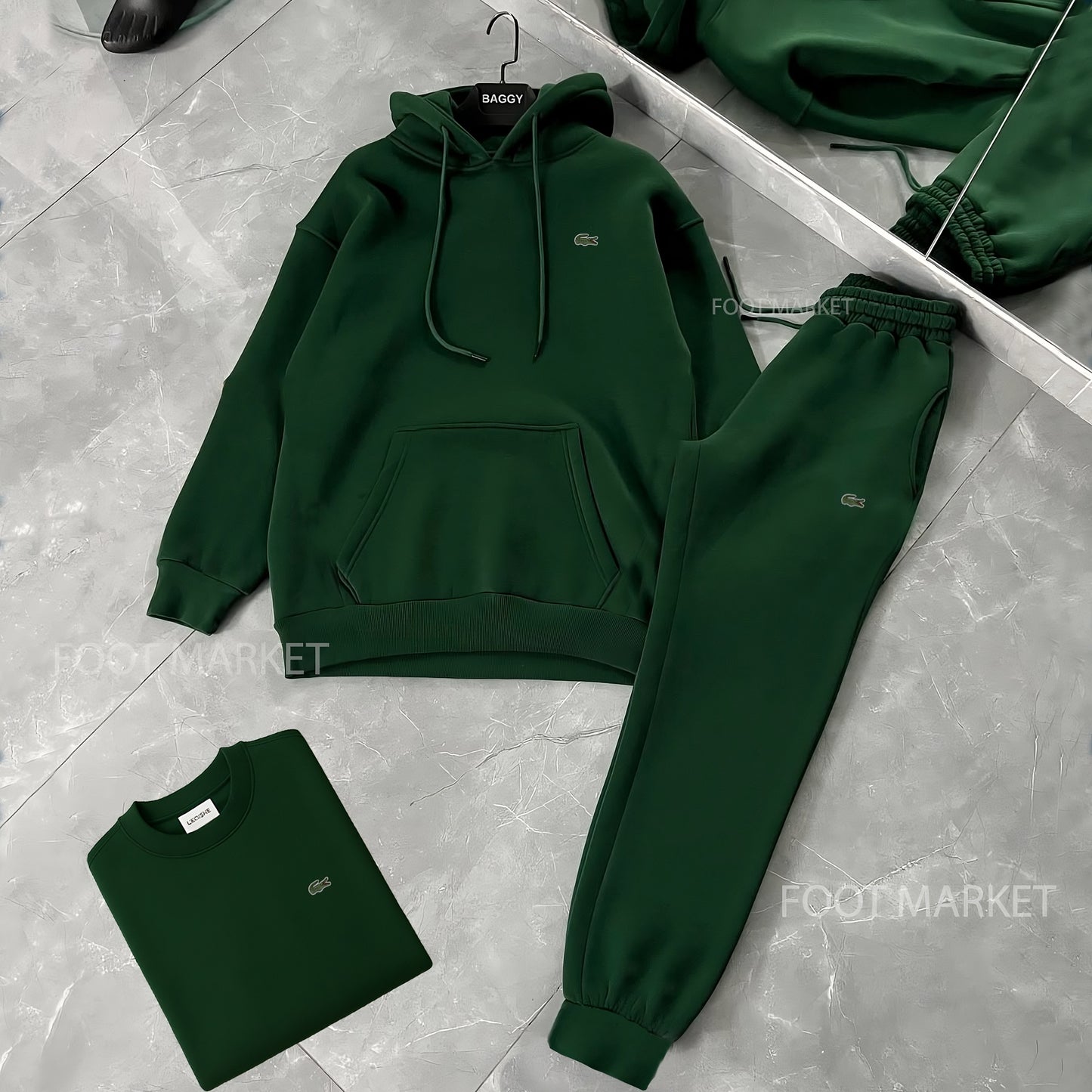  أونصومبل سويت تريكو و سروال LACOSTE
